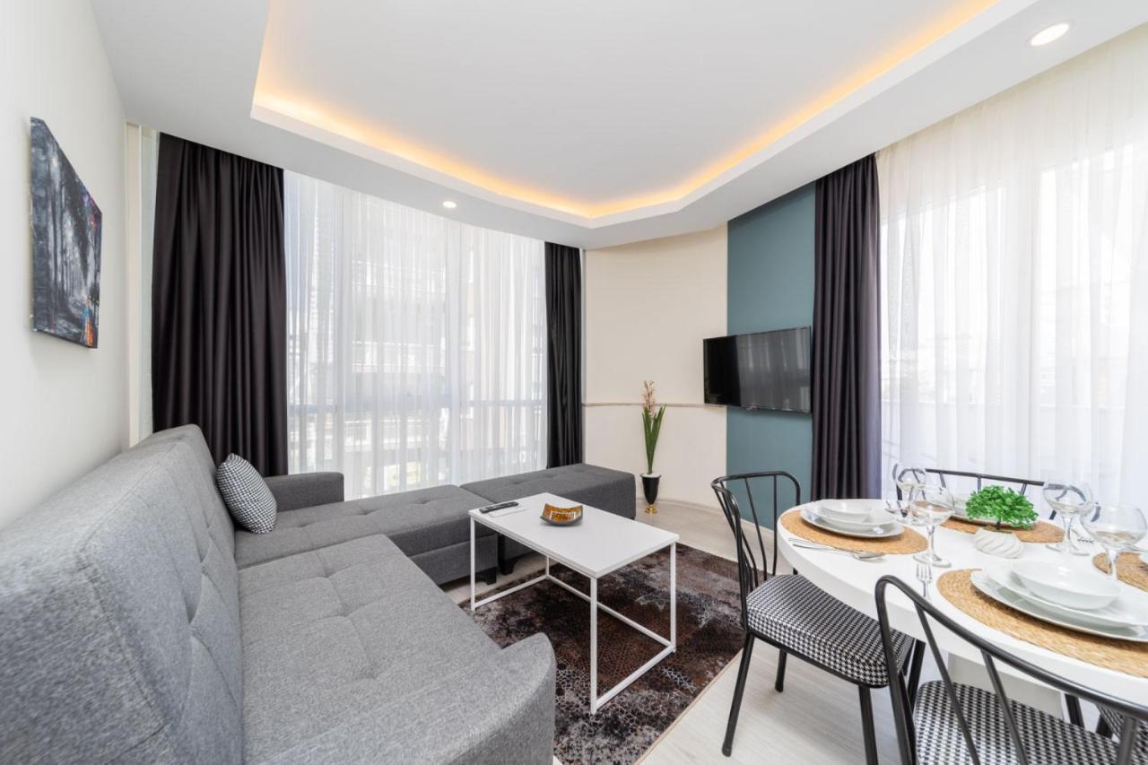 Hadrian Towers Hotel อันตัลยา ภายนอก รูปภาพ