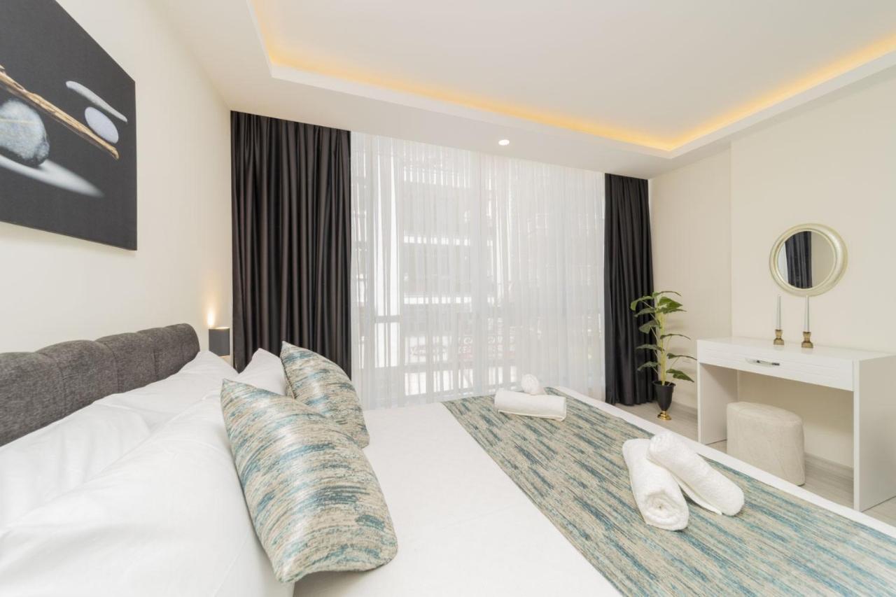 Hadrian Towers Hotel อันตัลยา ภายนอก รูปภาพ
