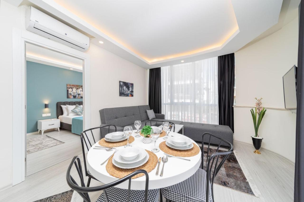 Hadrian Towers Hotel อันตัลยา ภายนอก รูปภาพ